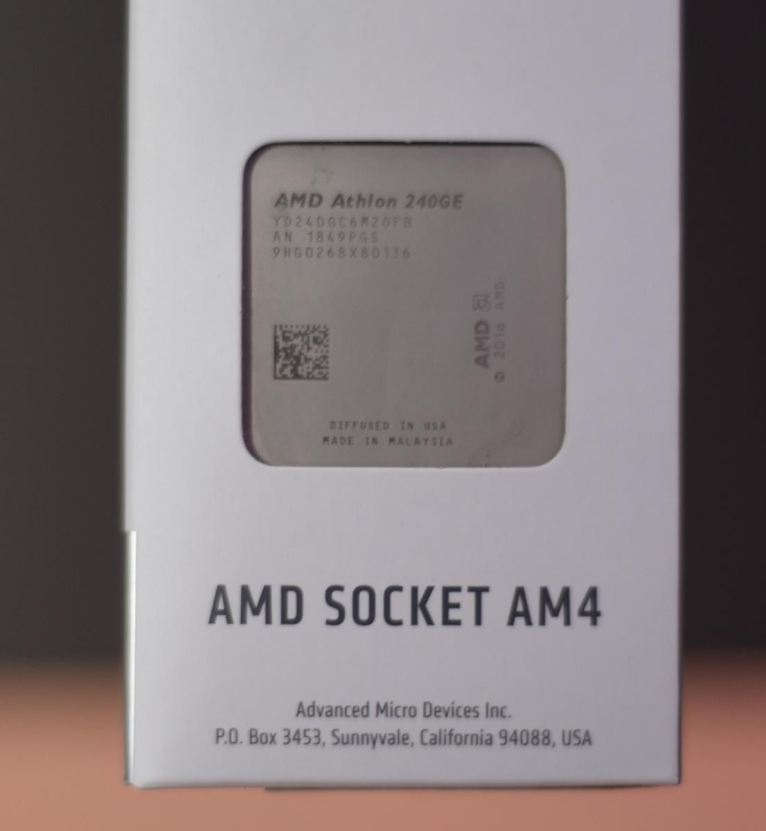 For sale AMD Athlon 240GE Processor