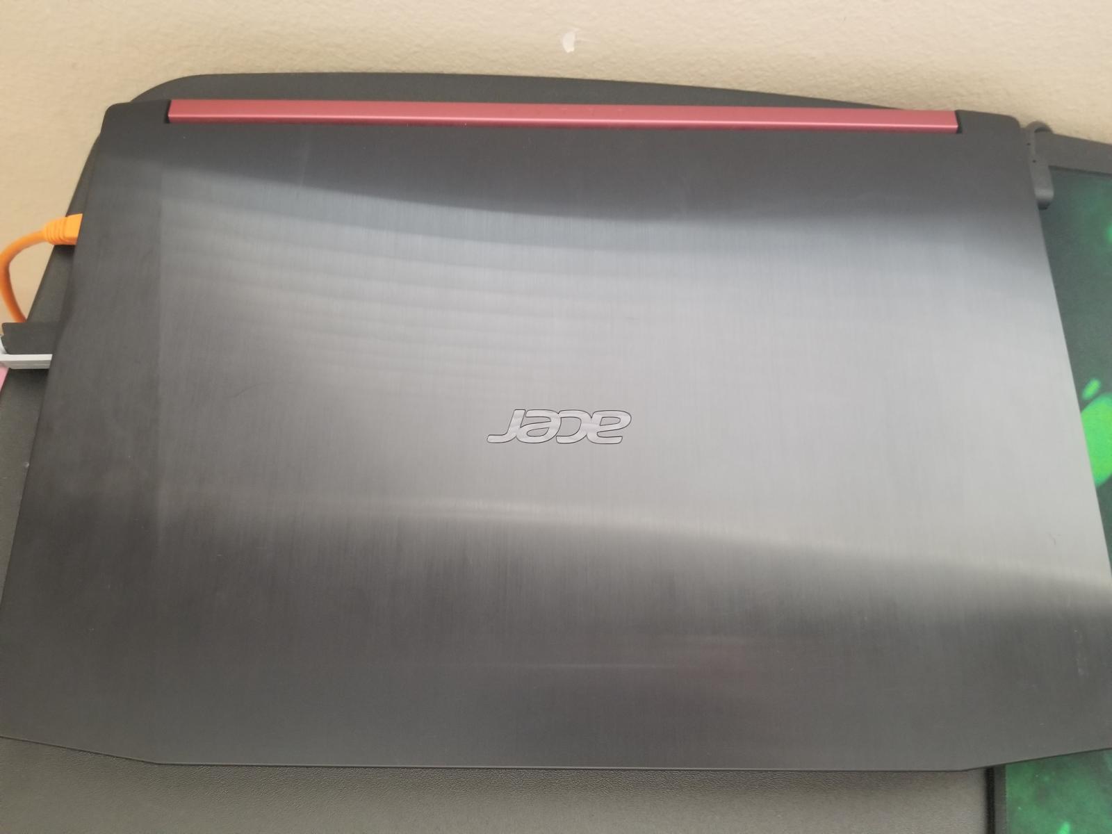 For sale Acer Nitro 5 Gaming laptop + extra 1TB Seagate Firecuda hybrid drive