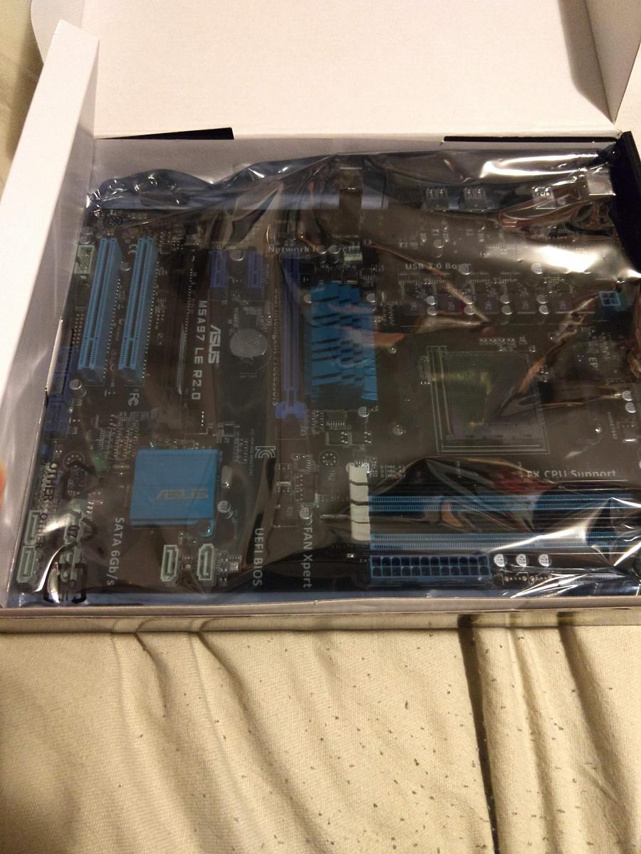 For sale Asus M5A97 LE R2.0  mother board