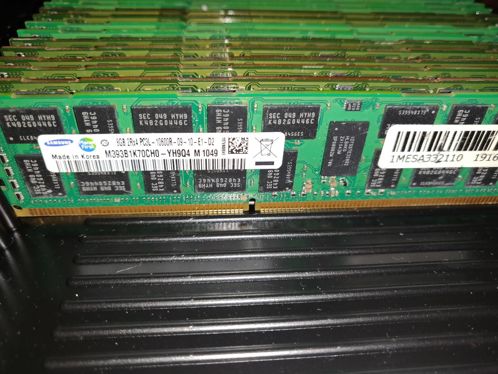 For sale 8GB DDR3 ECC SERVER RAM Memory Sticks