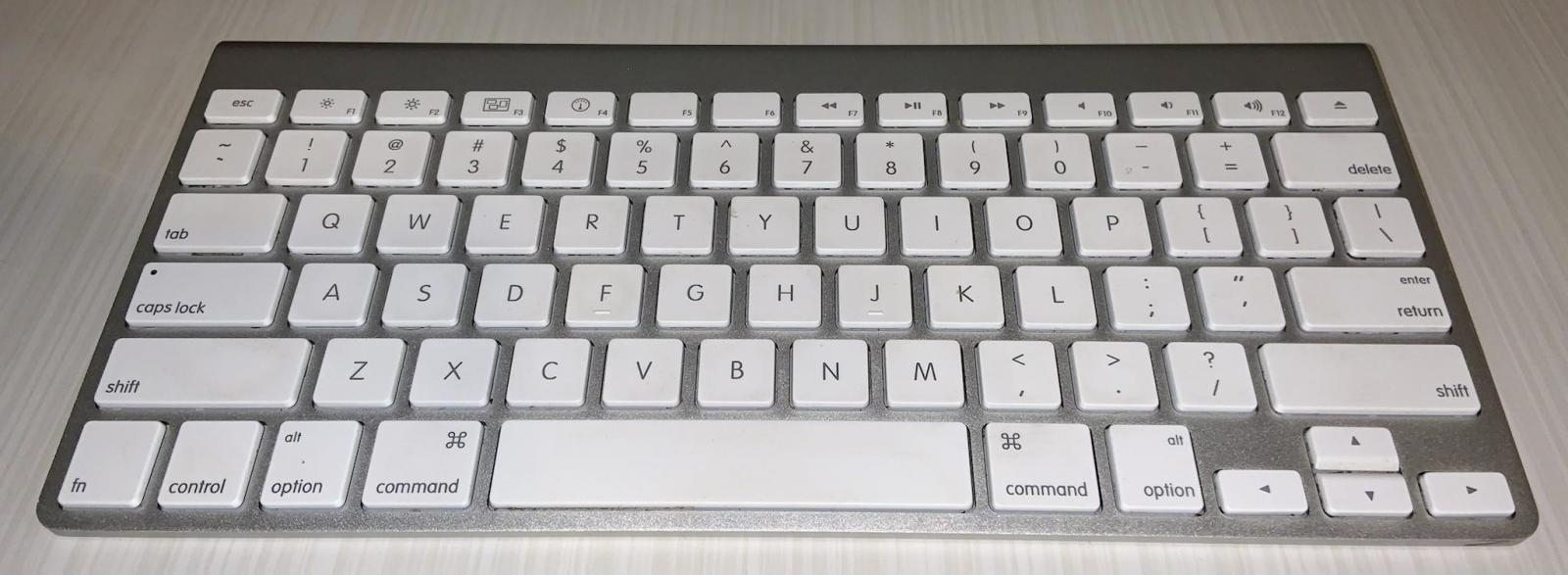 Photo of Apple Magic Keyboard 1