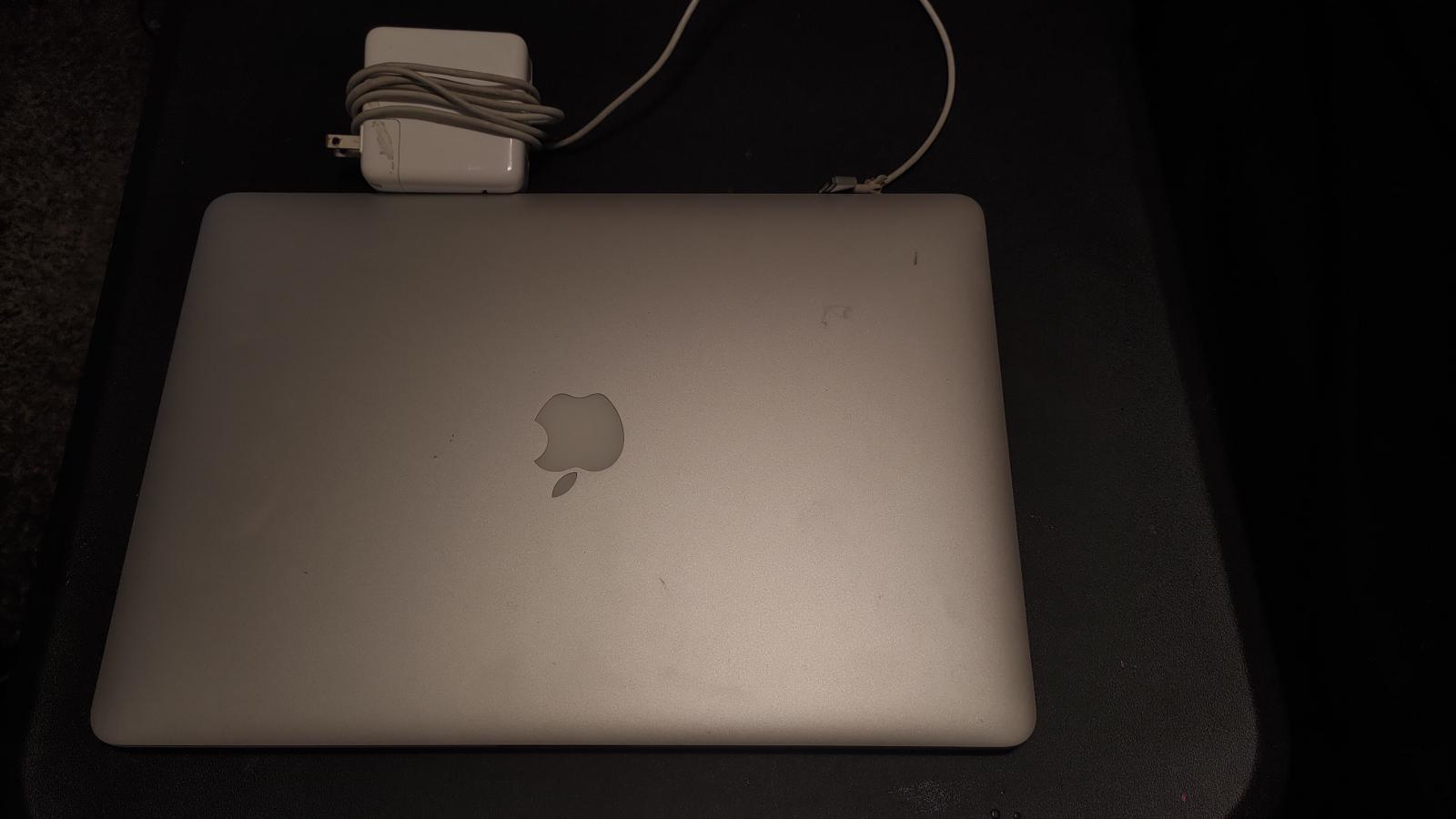 For sale MacBook Pro 15-Inch 