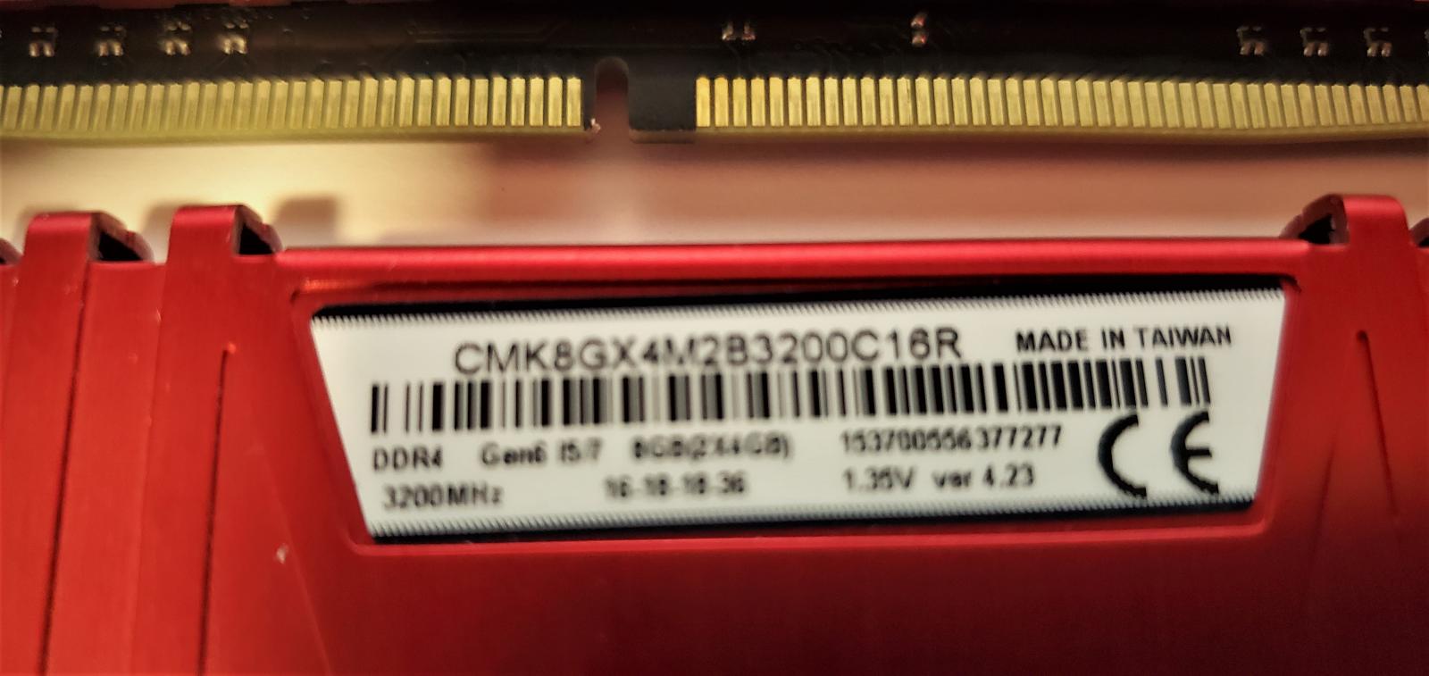 For sale Corsair Vengeance LPX DDR4-3200 8GB (2x 4GB) RED