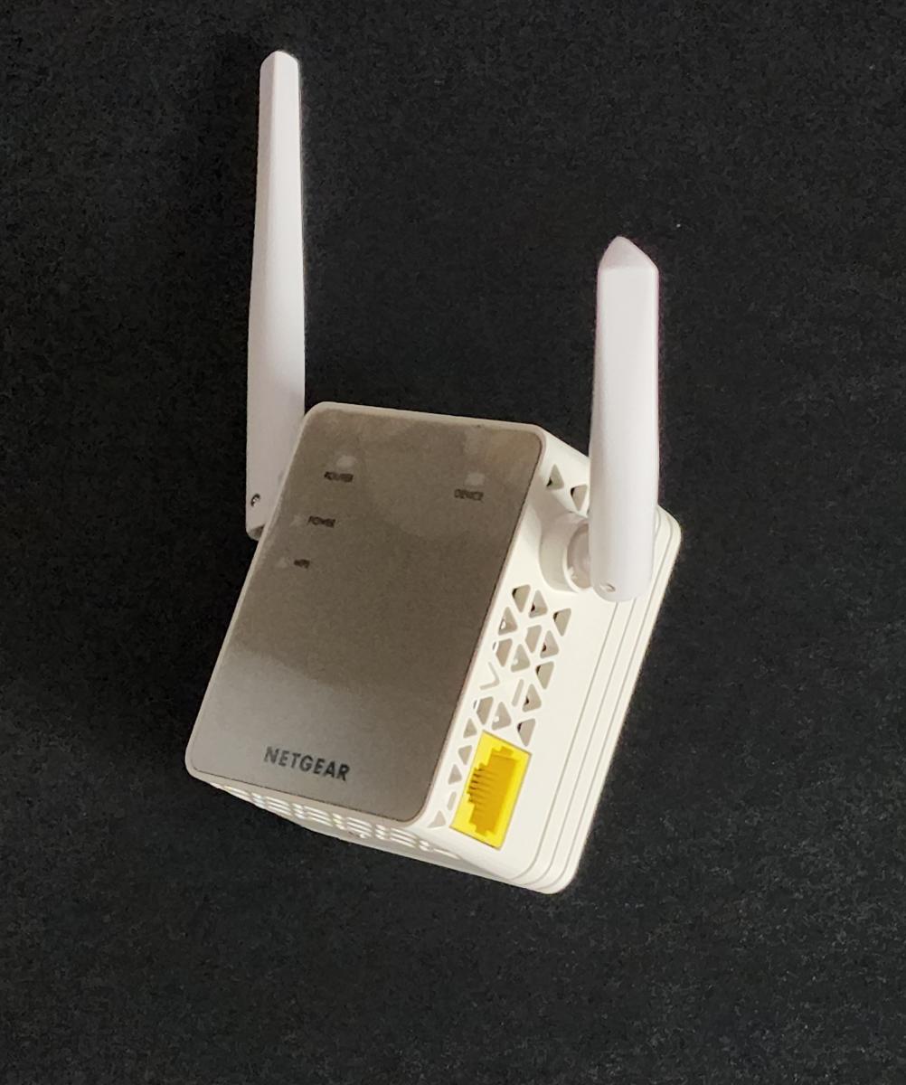 Photo of NETGEAR AC1200 Wi-Fi Range Extender (EX6120-100NAS)