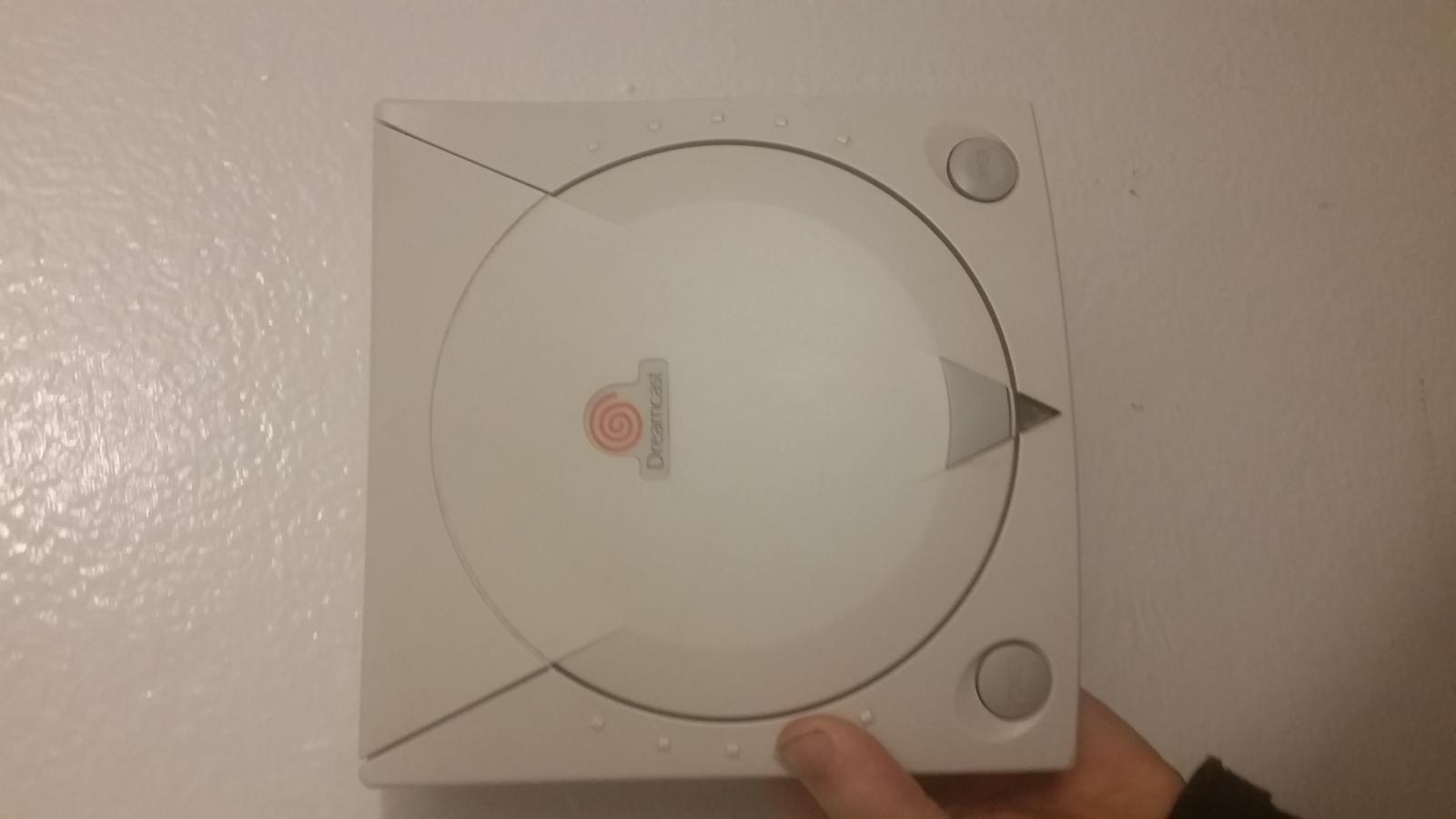 For sale Sega Dreamcast w/ Network adapter (plays burnt/backups) complete w/ 2 games